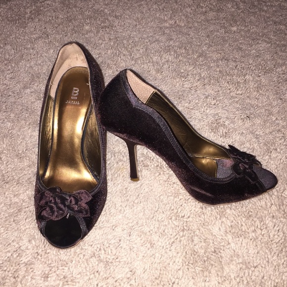 Chocolate Brown Pumps - Picture 1 of 4